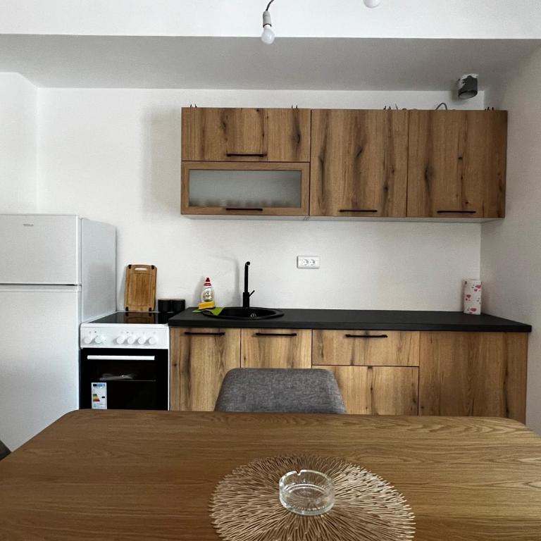 Apartment Zevs by Zafiro - One-Bedroom Apartment - 10