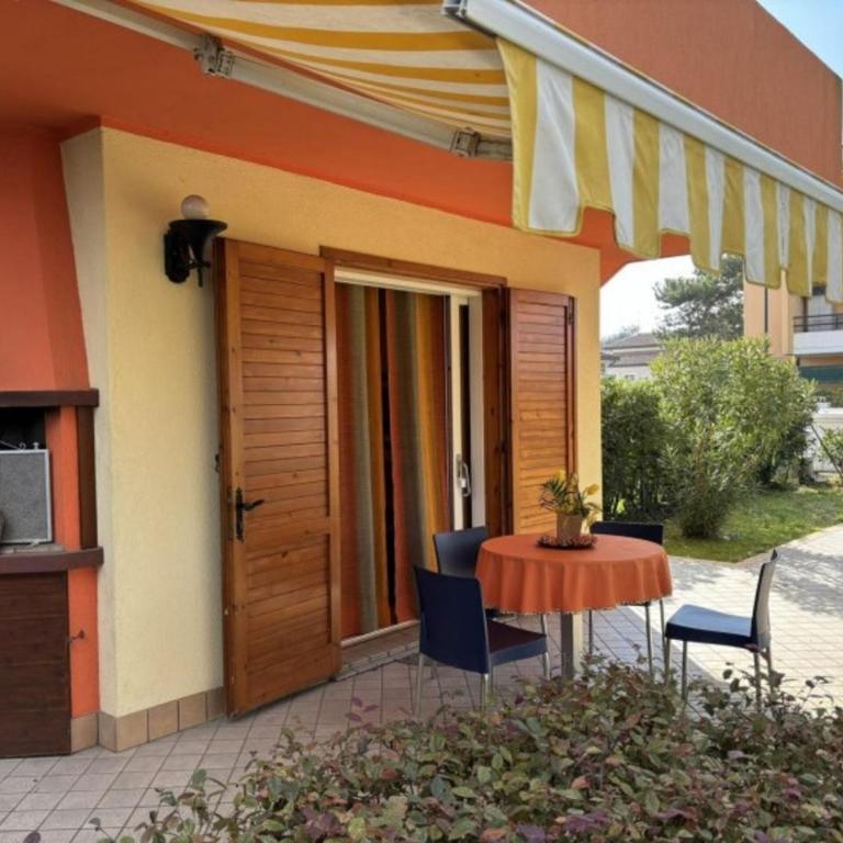 Spacious flat with private garden - Apartment - 1