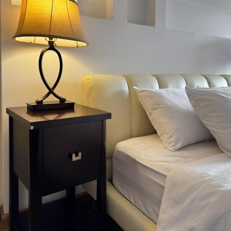 Urban Viewpoint Your City Refuge and Garage - Apartamento de 1 dormitorio - 4