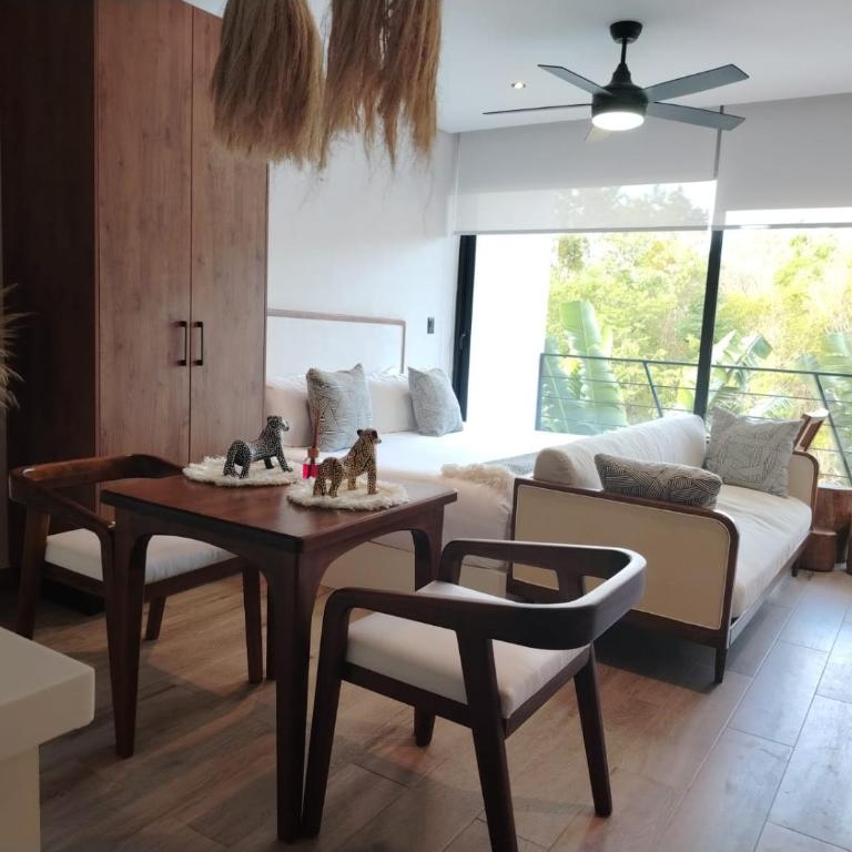 Enmedio de la zona hotelera y el centro - Apartamento de 1 dormitorio - 18