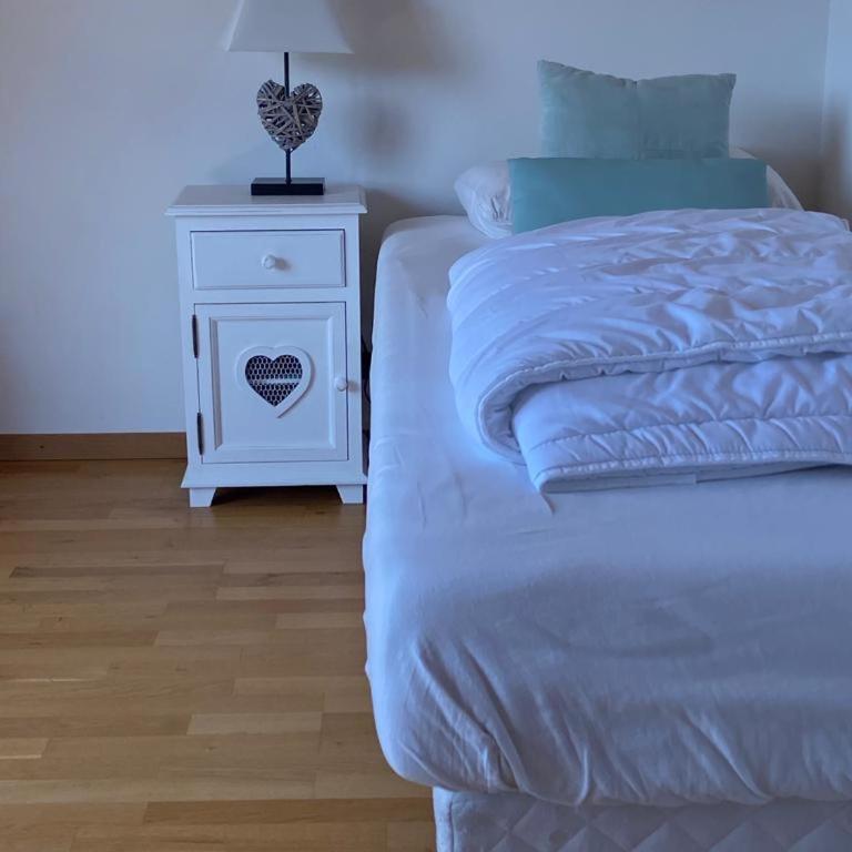 PetitChevrier - 6BR Spacious Chalet in Villars - Designed for Accessibility - Chalet - 21