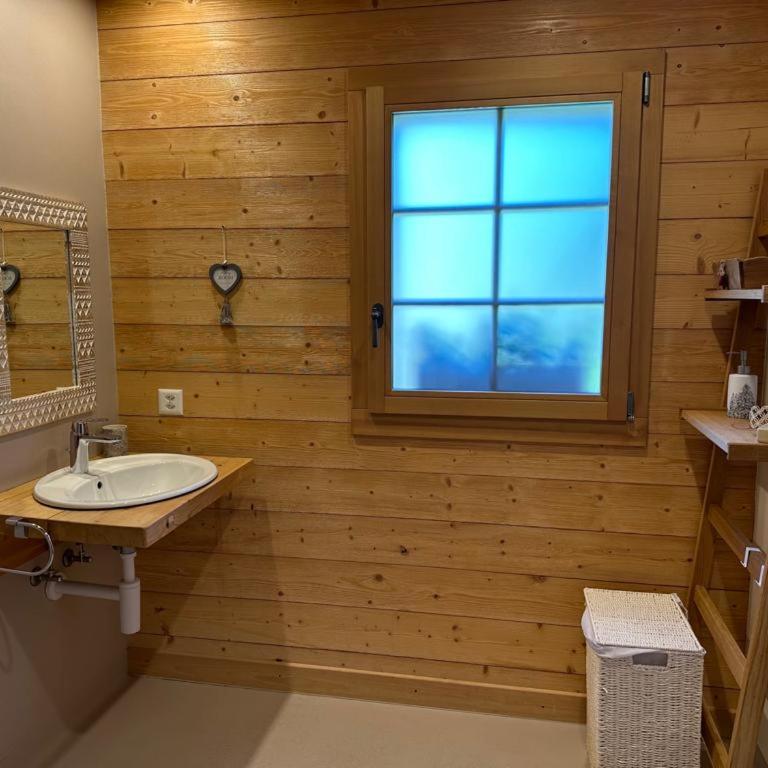 PetitChevrier - 6BR Spacious Chalet in Villars - Designed for Accessibility - Chalet - 27