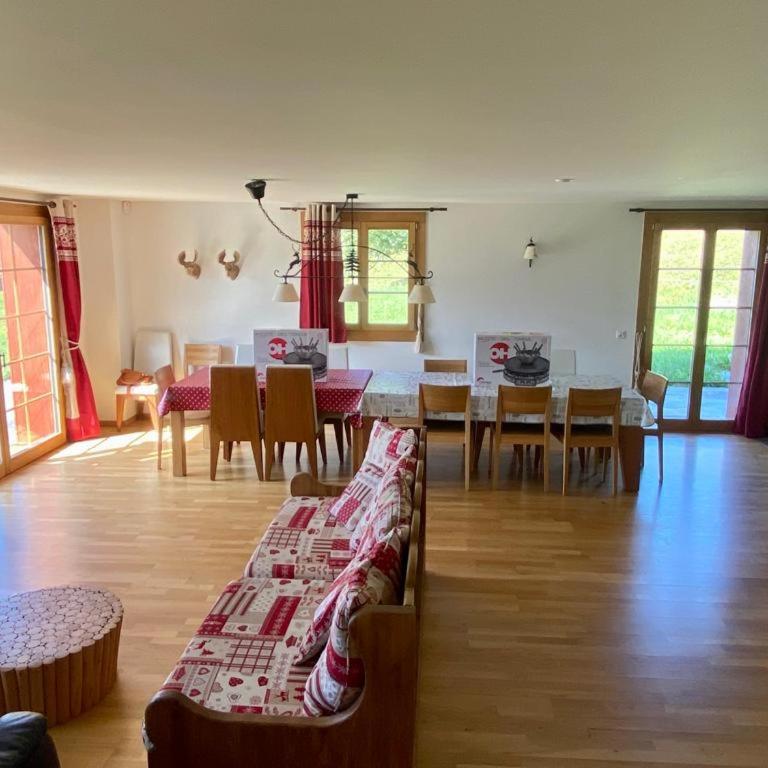 PetitChevrier - 6BR Spacious Chalet in Villars - Designed for Accessibility - Chalet - 13