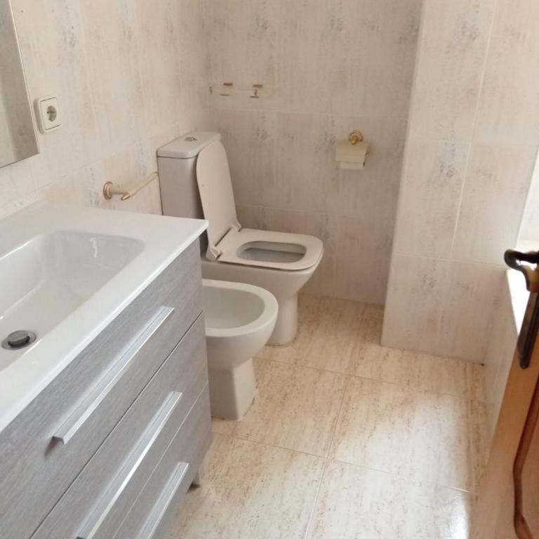 Playa Urbanización San Marino - Four-Bedroom Apartment with Pool View - 16