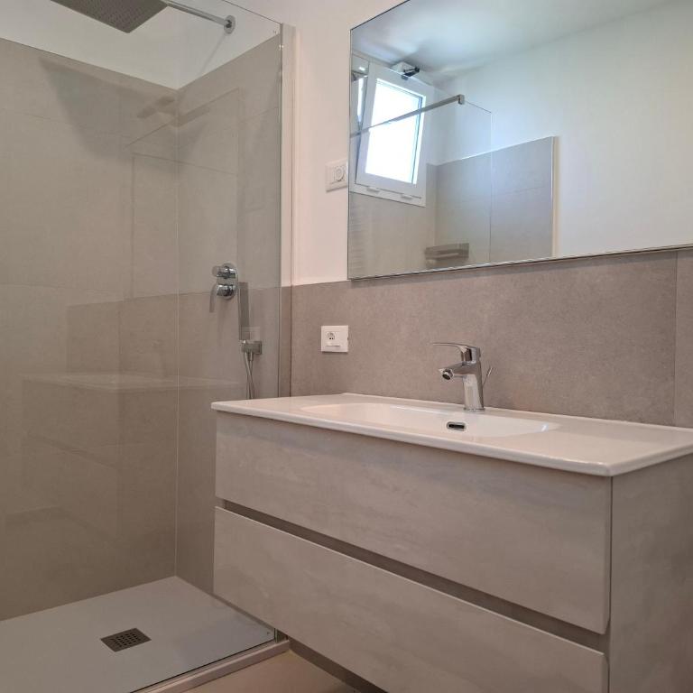 New Apartment with seaview terrace 8 - Appartamento con 2 Camere da Letto - 2