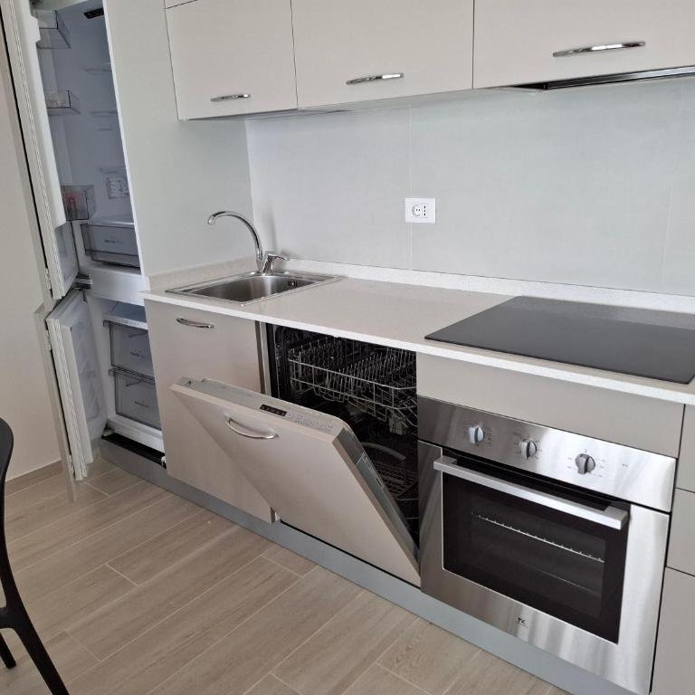 New Apartment with seaview terrace 8 - Appartamento con 2 Camere da Letto - 4