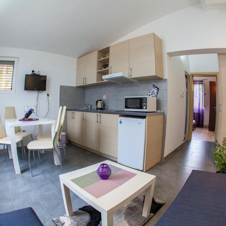 Apartments Vila Masha - One-Bedroom Apartment - 5