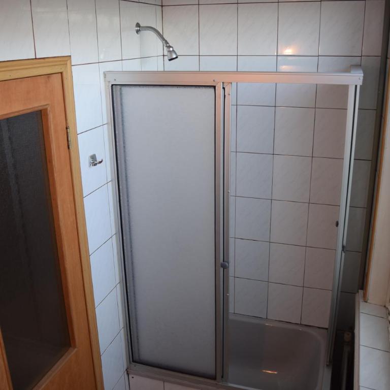 Hostal Buenaventura - Habitación Doble con baño privado - 2 camas - 2