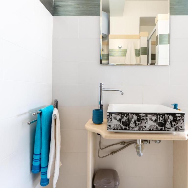 MADAGÌ Beachfront Apartments - Apartamento Dúplex - 10