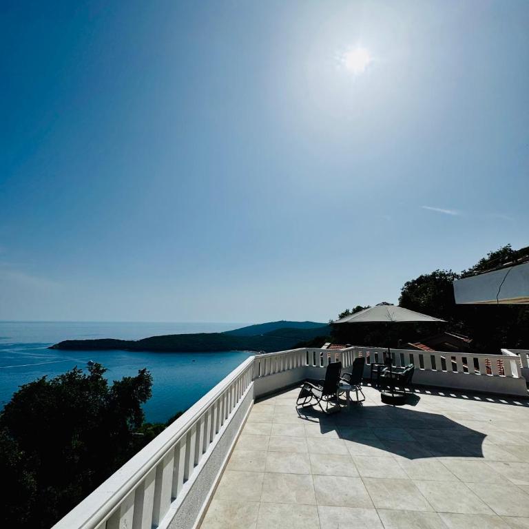 Budva Felix Suites - Penthaus Apartman - 10