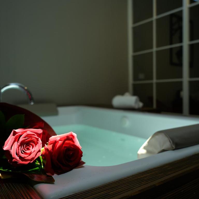 Lafornara Suite - King Room with Spa Bath - 25