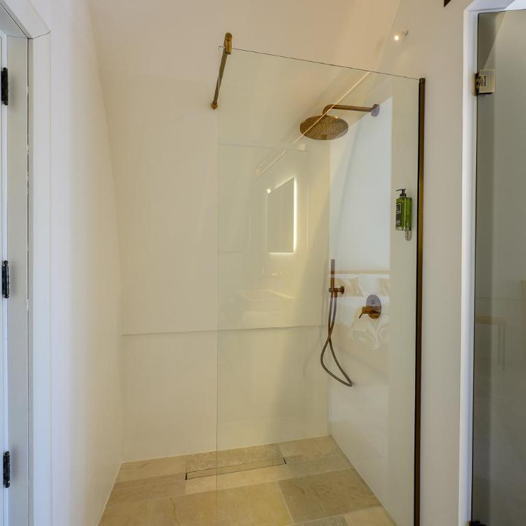 Lafornara Suite - King Room with Spa Bath - 9