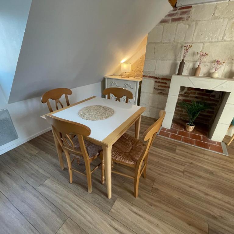 Le Cocon du Rempart Studio de charme avec mezzanine TOURS centre - Appartamento con 1 Camera da Letto - 22