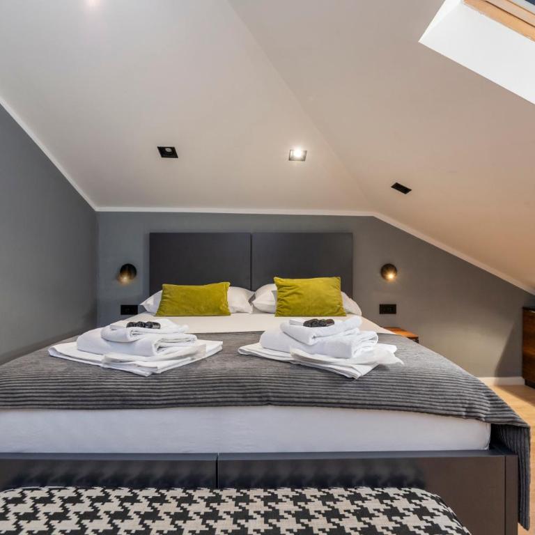 Apartments AMALFI Old Town FREE Parking - Deluxe Family Suite - 8