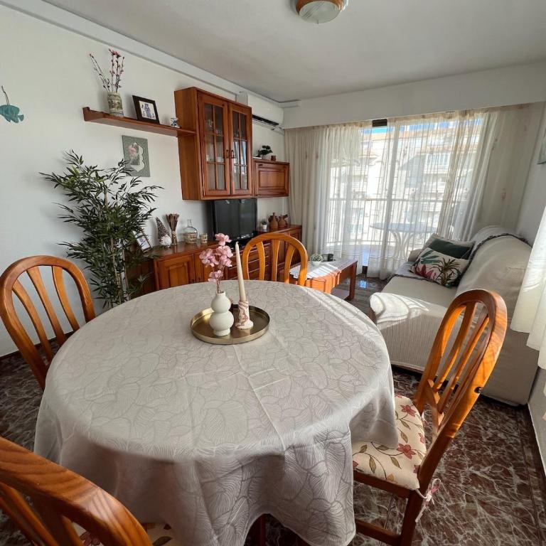 Apartment on Paseo Rosa dels Vents with AC - Apartamento de 2 dormitorios - 5