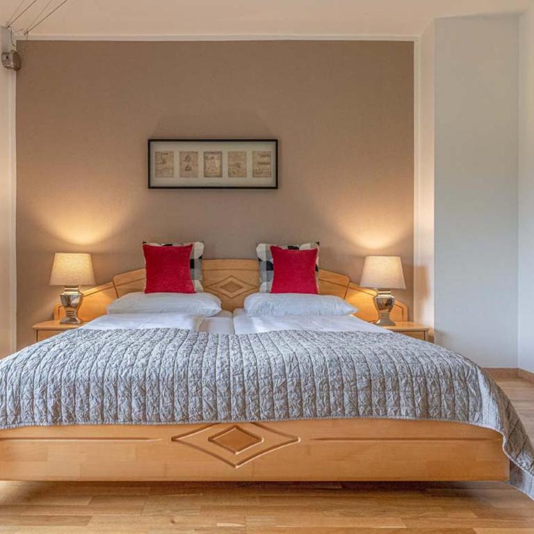 Pension Strauß - Doppelzimmer mit Seeblick - 7