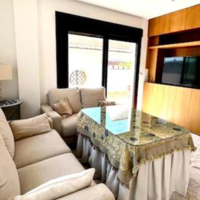 Ático céntrico con terraza privada y plaza de garaje - Apartamento - 3