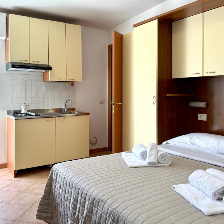 Residence Algarve - Monolocale con Balcone - 3