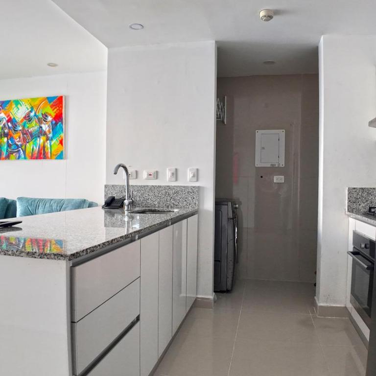 Sunsets and views of the Walled City, 33th floor - Apartamento de 1 dormitorio con balcón y vistas al mar - 9