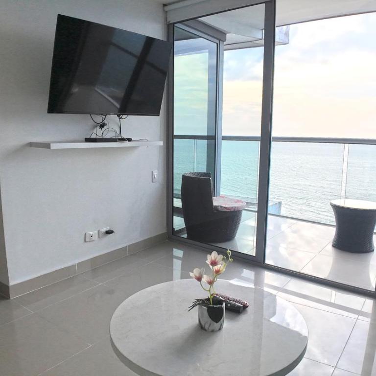 Sunsets and views of the Walled City, 33th floor - Apartamento de 1 dormitorio con balcón y vistas al mar - 13