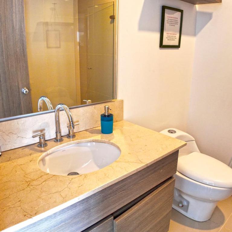 Sunsets and views of the Walled City, 33th floor - Apartamento de 1 dormitorio con balcón y vistas al mar - 26