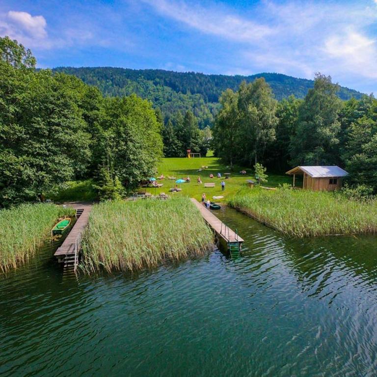Pension Strauß - Doppelzimmer mit Balkon und Seeblick - 6