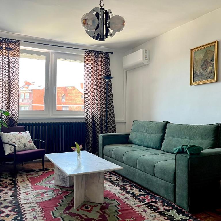 Spacious 3BR Apartment, Cozy & Authentic Sarajevo - Apartman sa 3 Spavaće Sobe - 2