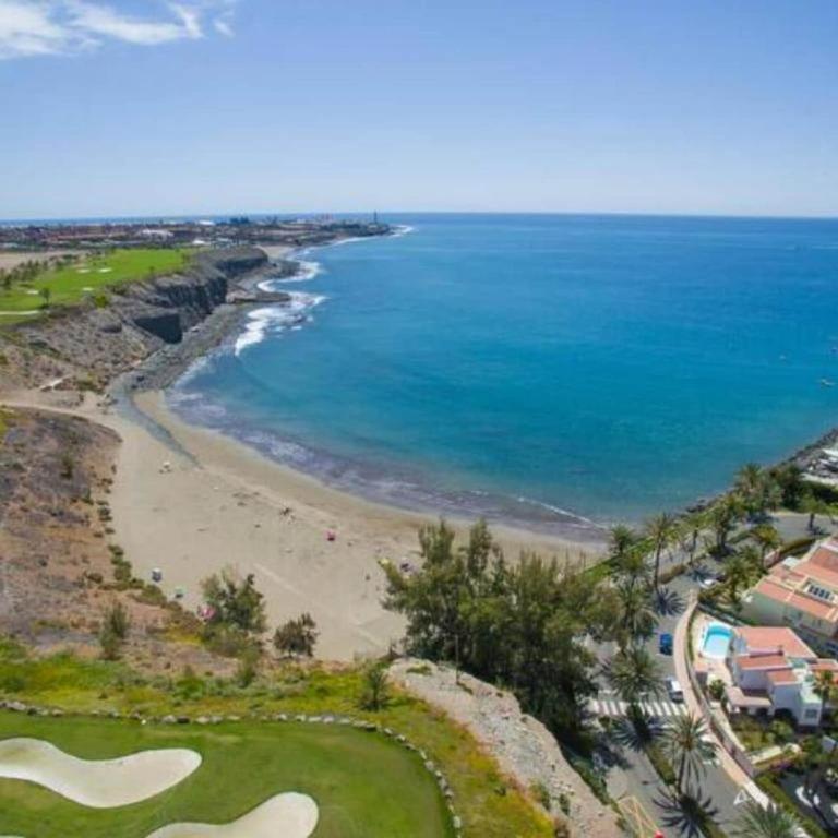 Villa in Maspalomas with Heated Pool & Golf Views - Two-Bedroom Villa - 28