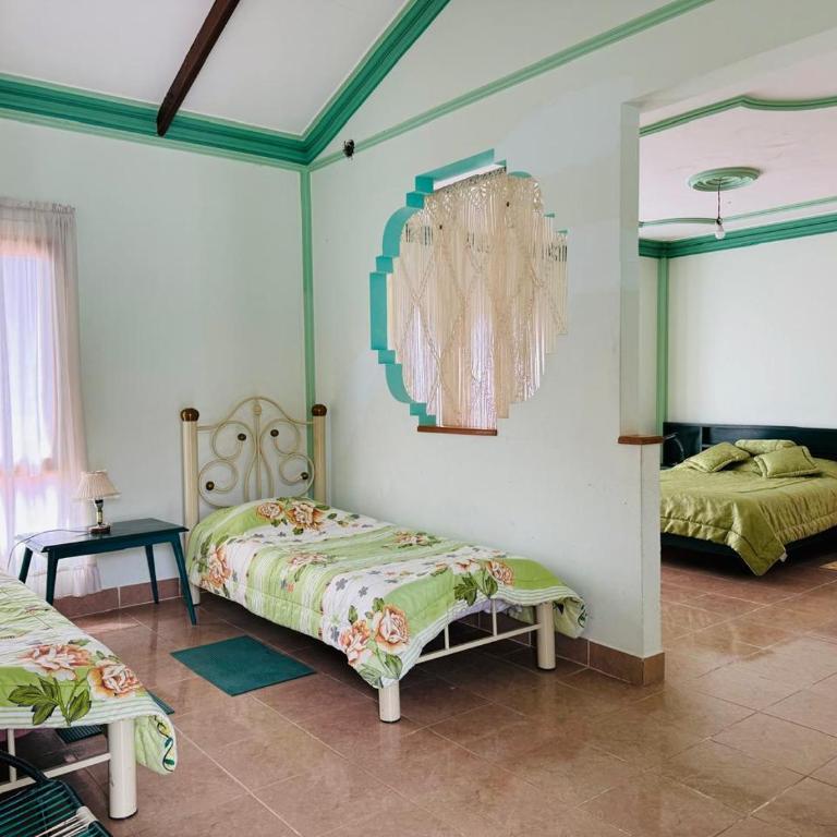 Hostal Asteria - Torotoro - Family Room - 3
