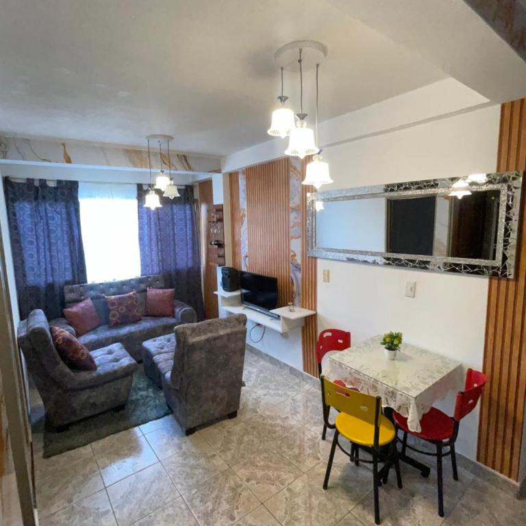 la gloria - Two-Bedroom Apartment - 2