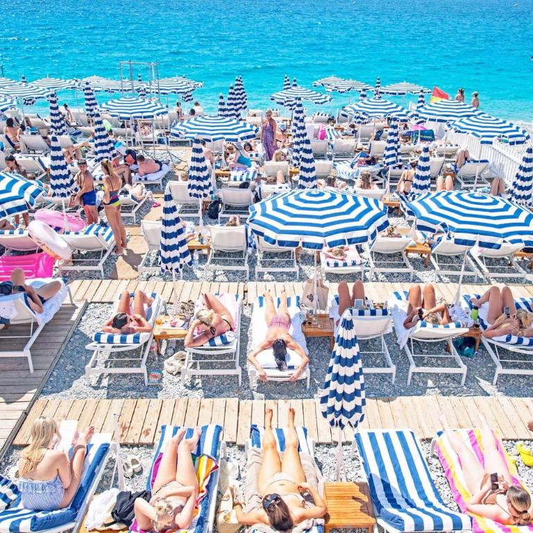 FLEUR- Cosy Studio, 200 Promenade des Anglais et Negresco, wifi, climatisation- calme - Appartement 1 Chambre - 18