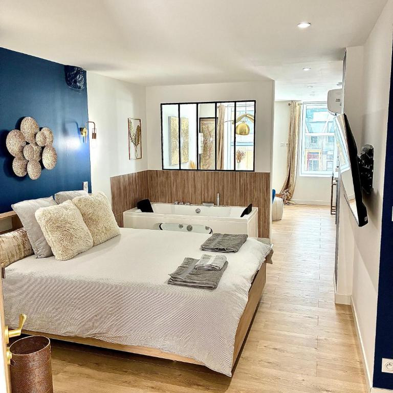 Dijon hyper centre Balnéo Casa Dauphine - One-Bedroom Apartment - 1
