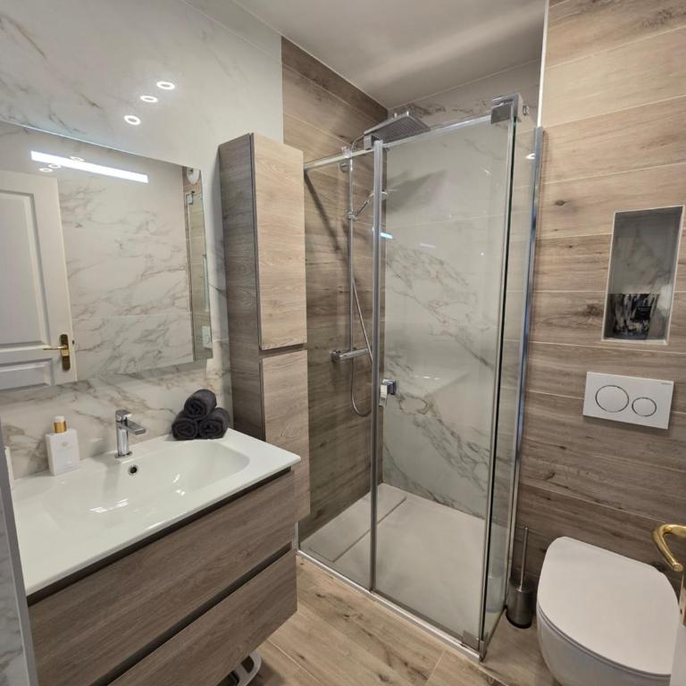 Lovely 1 bedroom vacation home with free parking. - Appartement 1 Chambre - 32