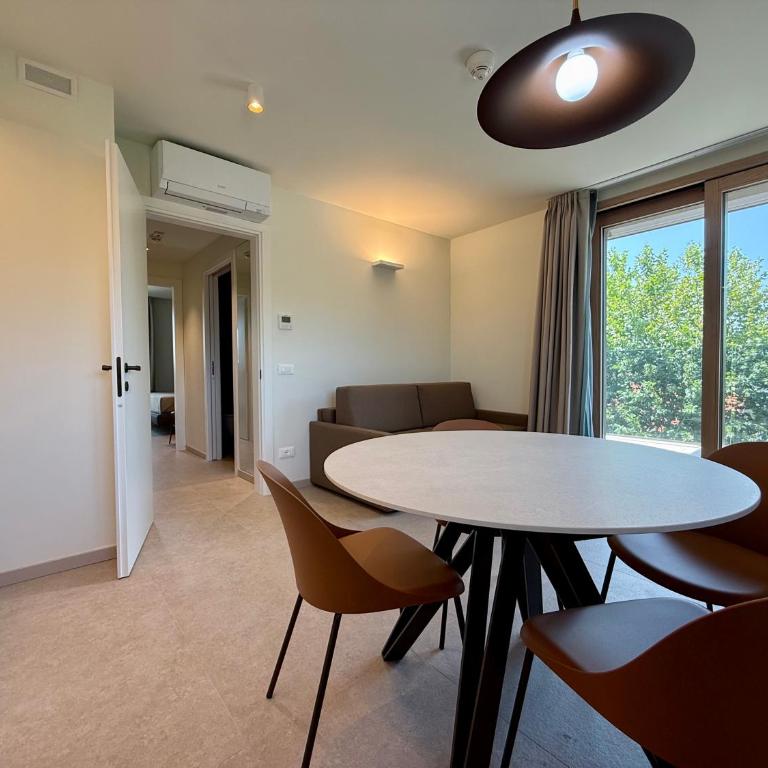 Suite Apartments Prestige - Appartamento con Balcone - 28