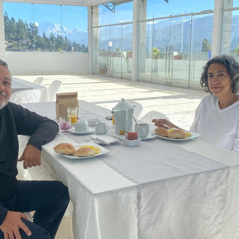 Los ROYALS Hotel Huaraz - Habitación Familiar Deluxe - 2