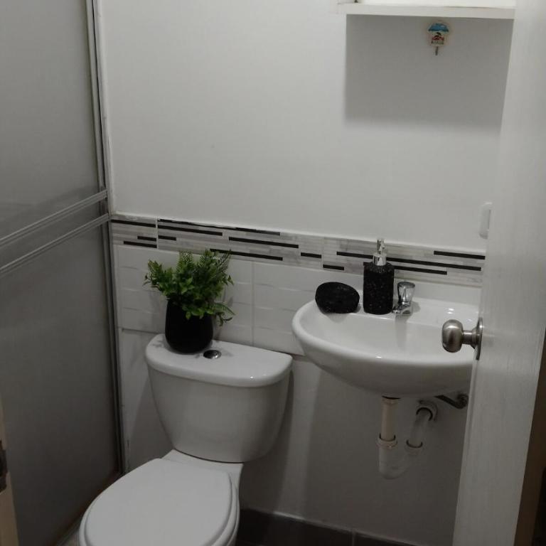 Aby house 2 - Two-Bedroom Apartment - 11