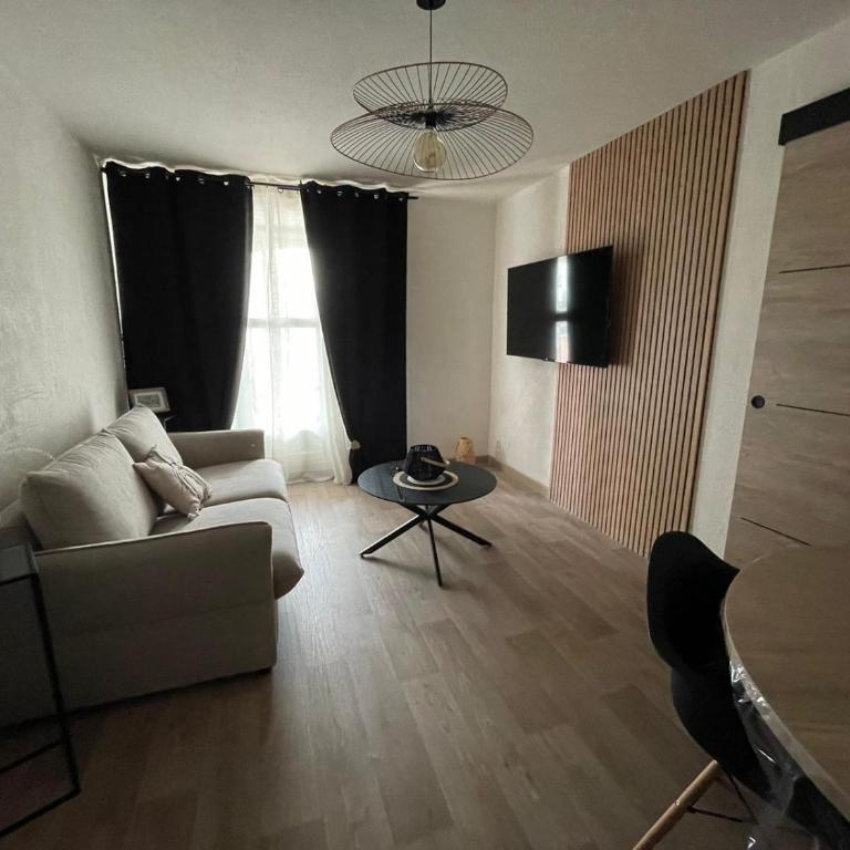 Le montera - One-Bedroom Apartment - 1