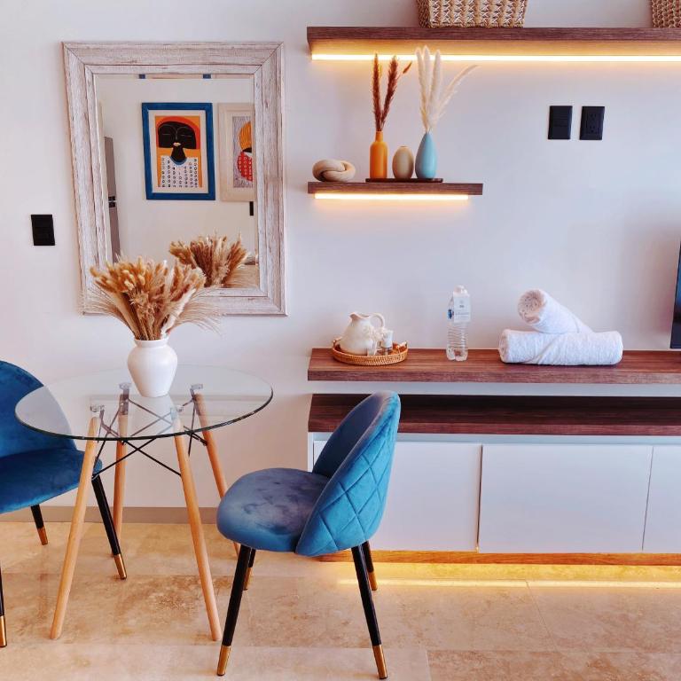 Brand New Studio in 4th Floor with Balcony and Elevator - One-Bedroom Apartment - 3