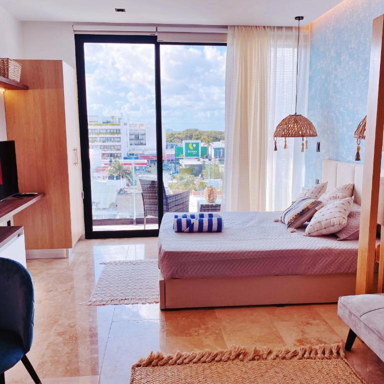Brand New Studio in 4th Floor with Balcony and Elevator - One-Bedroom Apartment - 8