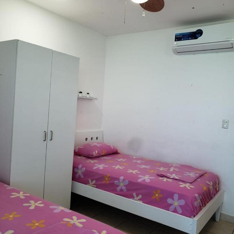 Departamento con piscina 8 - Apartamento con 3 dormitorios - Frente al océano - 2