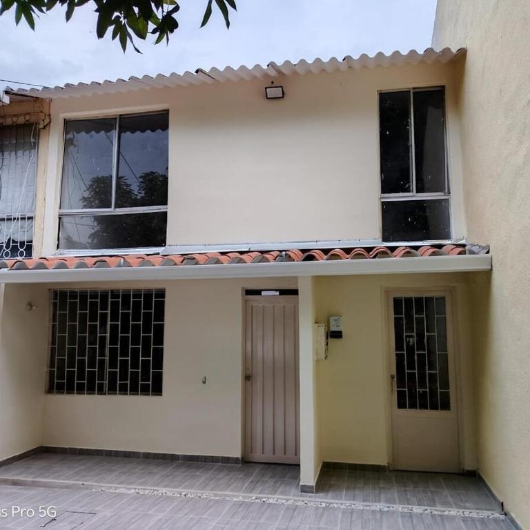 Alojamiento con piscina en Girardot - Apartamento de 3 dormitorios - 9