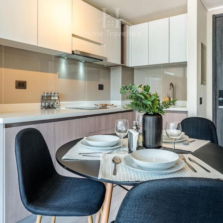 HT Espacioso en pleno Casco Historico y Metro - Apartamento - 10