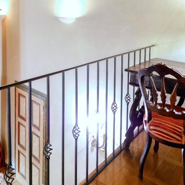 Corno Florentine Apartment - Two-Bedroom Apartment - 9