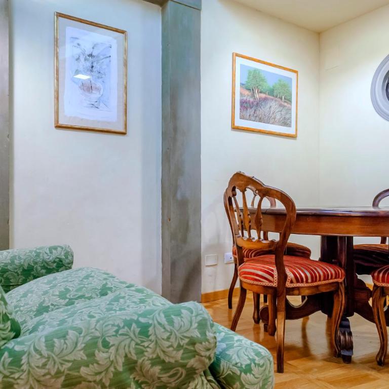 Corno Florentine Apartment - Two-Bedroom Apartment - 16