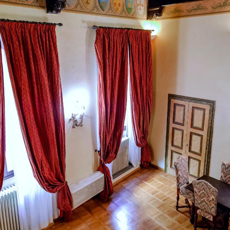 Corno Florentine Apartment - Two-Bedroom Apartment - 2