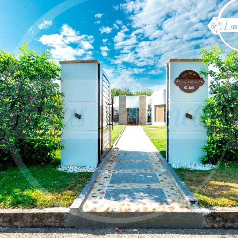 Casa Luxury con Piscina Privada y Jacuzzi Bosques de Peñalisa Girardot - Four-Bedroom Vacation Home - 18