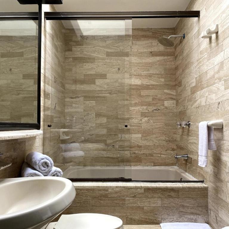 Stunning 1 BR Loft in Usaquen! - One-Bedroom Apartment - 47