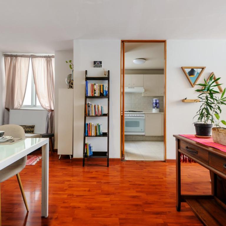 Tabasco 269, Local Charm & Cozy Design in La Roma - Two-Bedroom Deluxe Apartment - 5