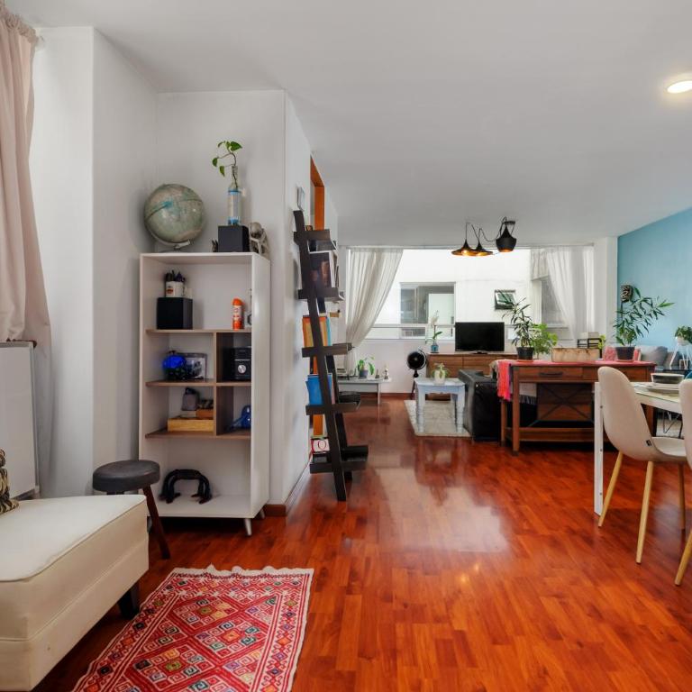 Tabasco 269, Local Charm & Cozy Design in La Roma - Two-Bedroom Deluxe Apartment - 1