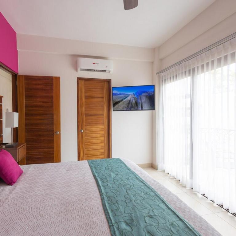 Condominium in the heart of PV 302 - One-Bedroom Apartment - 12